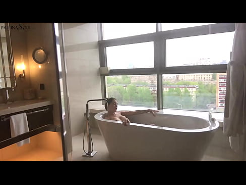 ❤️ Gagică imensă care își masturbează cu pasiune păsărica în baie at porn ro.porngifmag-com.ru ️❤