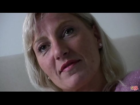 ❤️ Mama pe care am futut-o cu toții ... Doamnă, purtați-vă frumos! at porn ro.porngifmag-com.ru ️❤